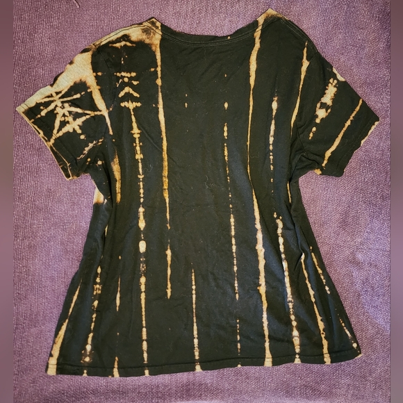 Black and Gray Pin Striped Tye Dye XL - Picture 2 of 3